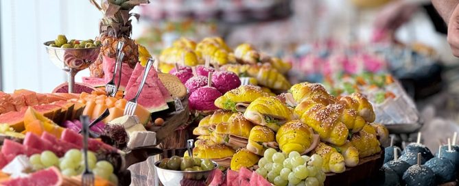 Top 10 Finger Foods That Impress Guests at Any Party